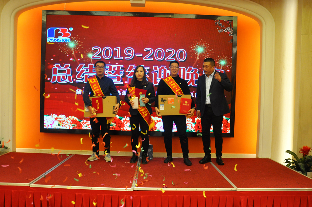 日韩乱码人妻无码系列