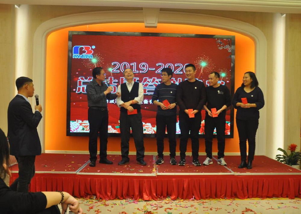 日韩乱码人妻无码系列